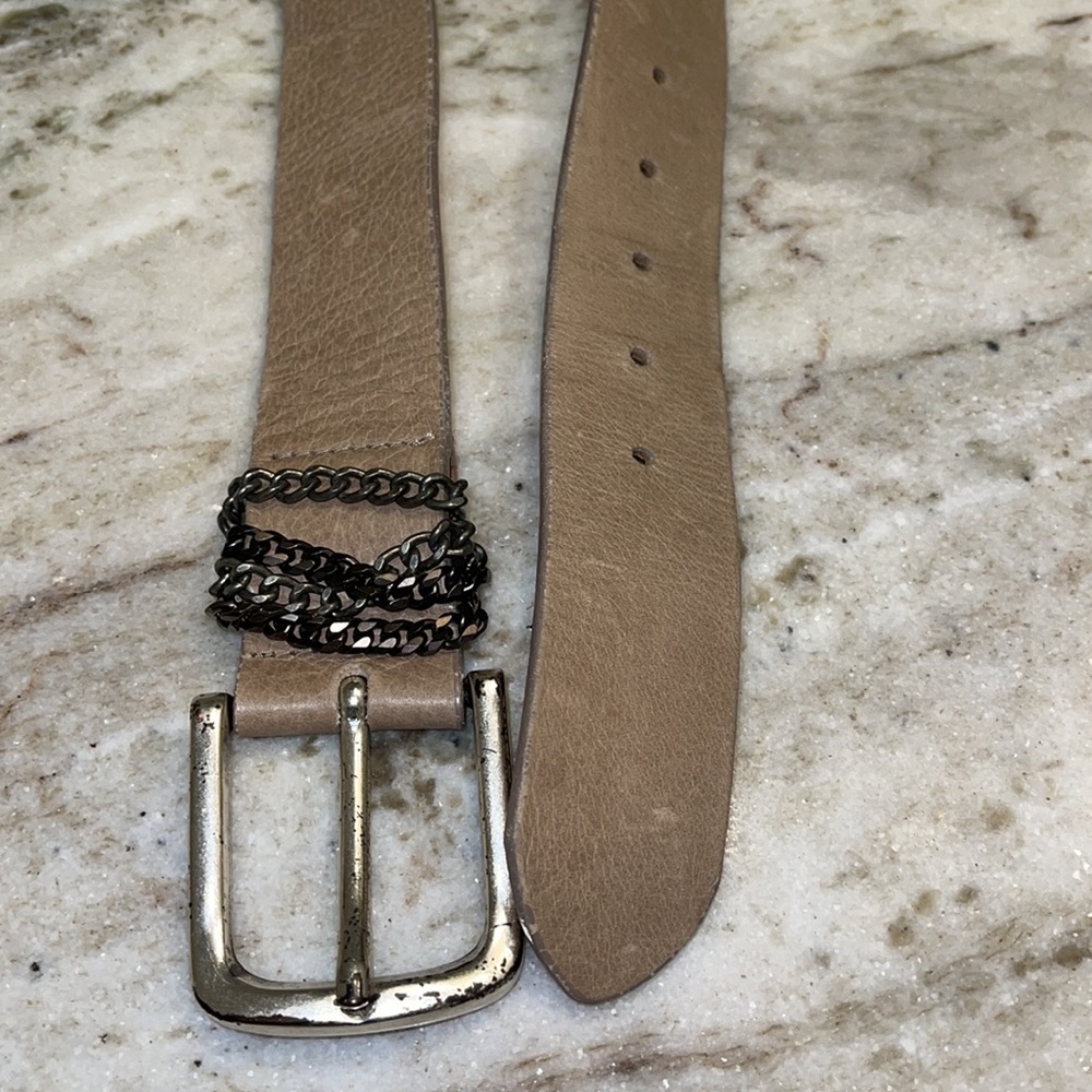 Streets Ahead Leather Belt S - Picture 6 of 8